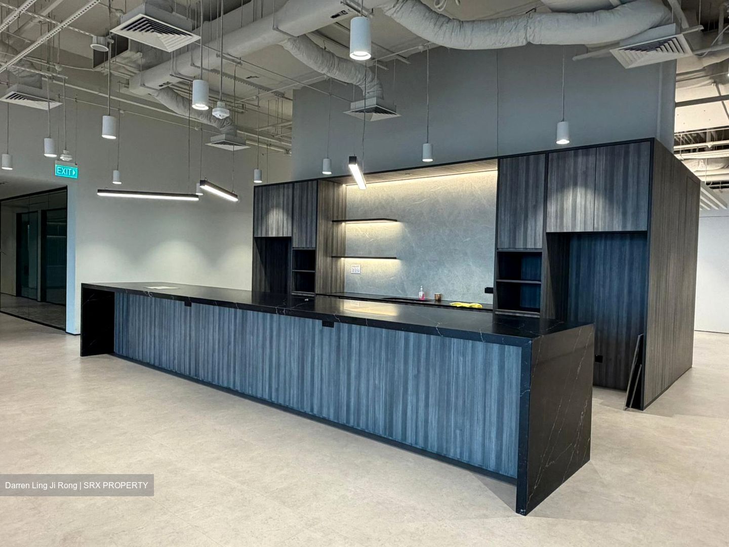 Kallang Way (D13), Factory #584421101